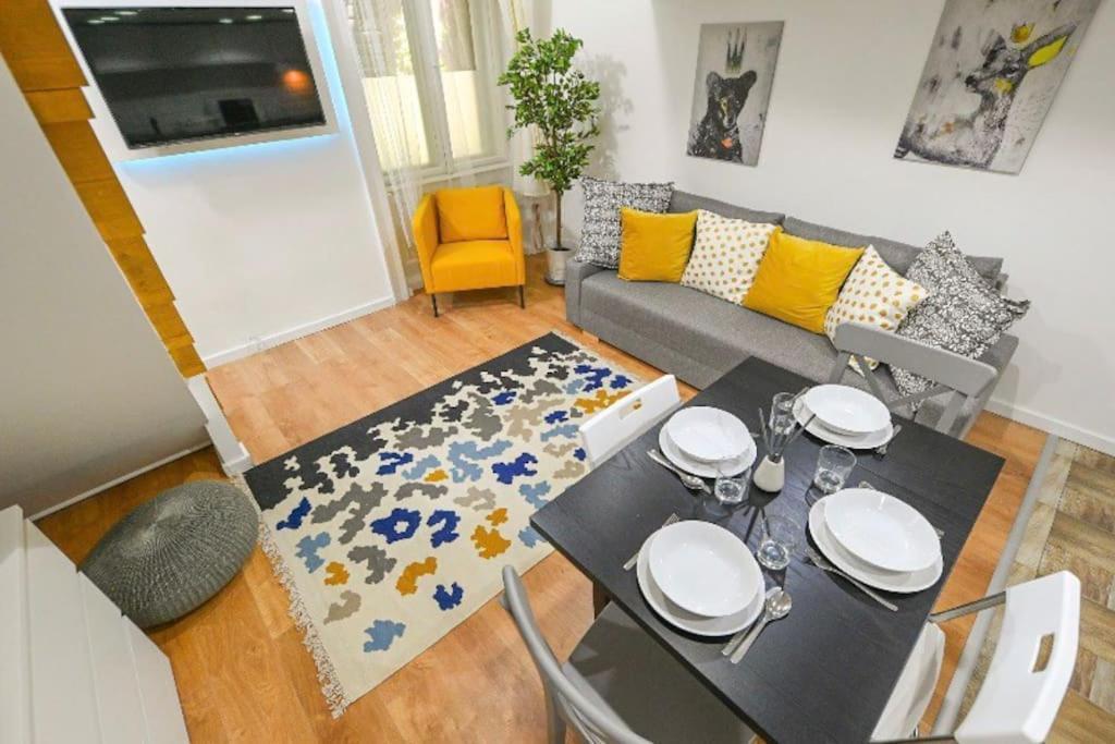 2 Bedroom Flat In Damjanich Str., Hirsch Budapest Eksteriør bilde